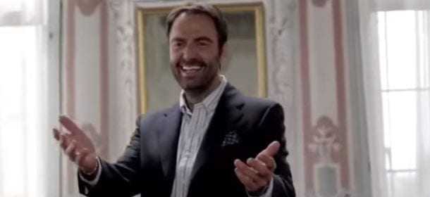 Leoni, Neri Marcorè è un ricco caduto in disgrazia: primo trailer [VIDEO]