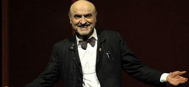 Ivano Marescotti, malore sul palcoscenico: spettacolo sospeso