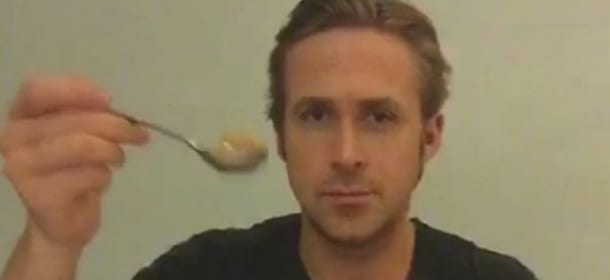 ... E Ryan Gosling mangiò i cereali per rendere omaggio a Ryan McHenry [VIDEO]