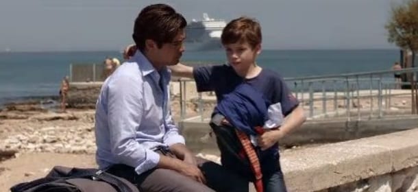 La prima luce, Riccardo Scamarcio è un padre in cerca del figlio: trailer ufficiale