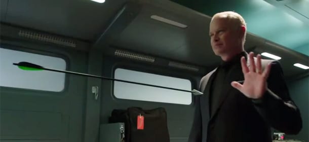 Arrow: nel nuovo trailer svelati i poteri di Damien Darhk e altre scene inedite [VIDEO]