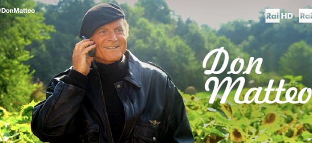 Don Matteo 10, Terence Hill e la tonaca portafortuna: la stessa dalla prima stagione