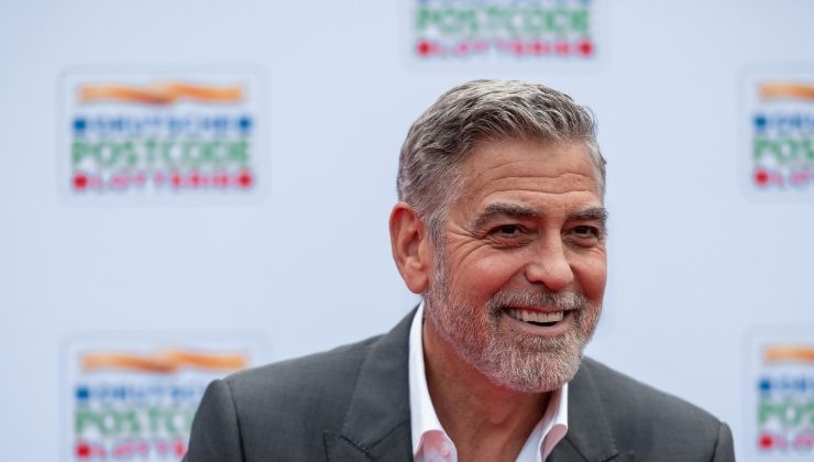 george clooney regala milioni di dollari