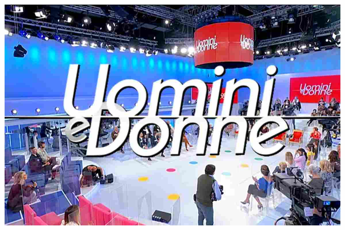 Uomini e Donne studio